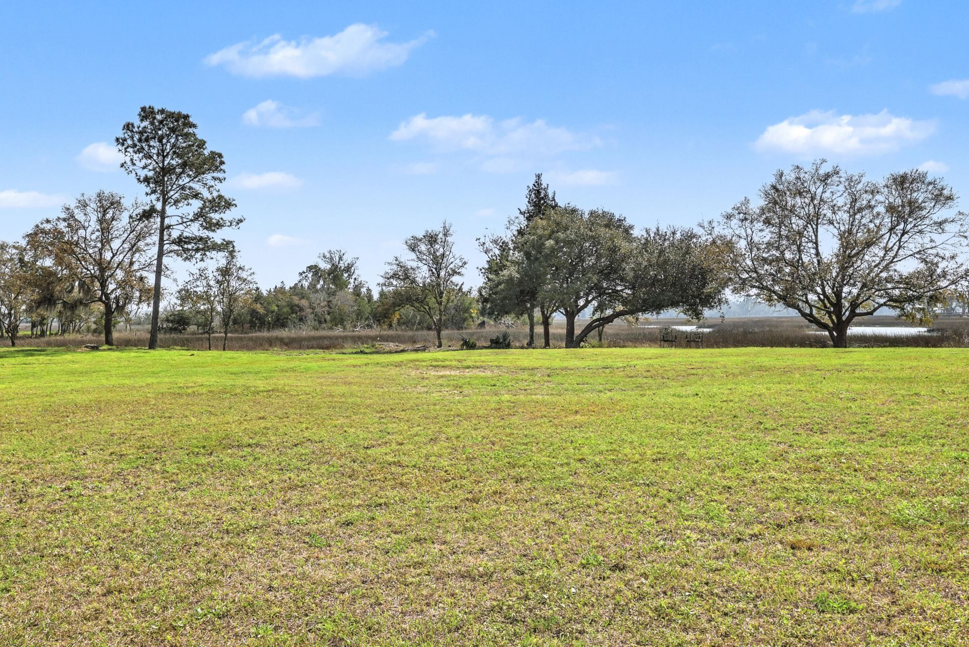 3925 James Bay Road Photo 20