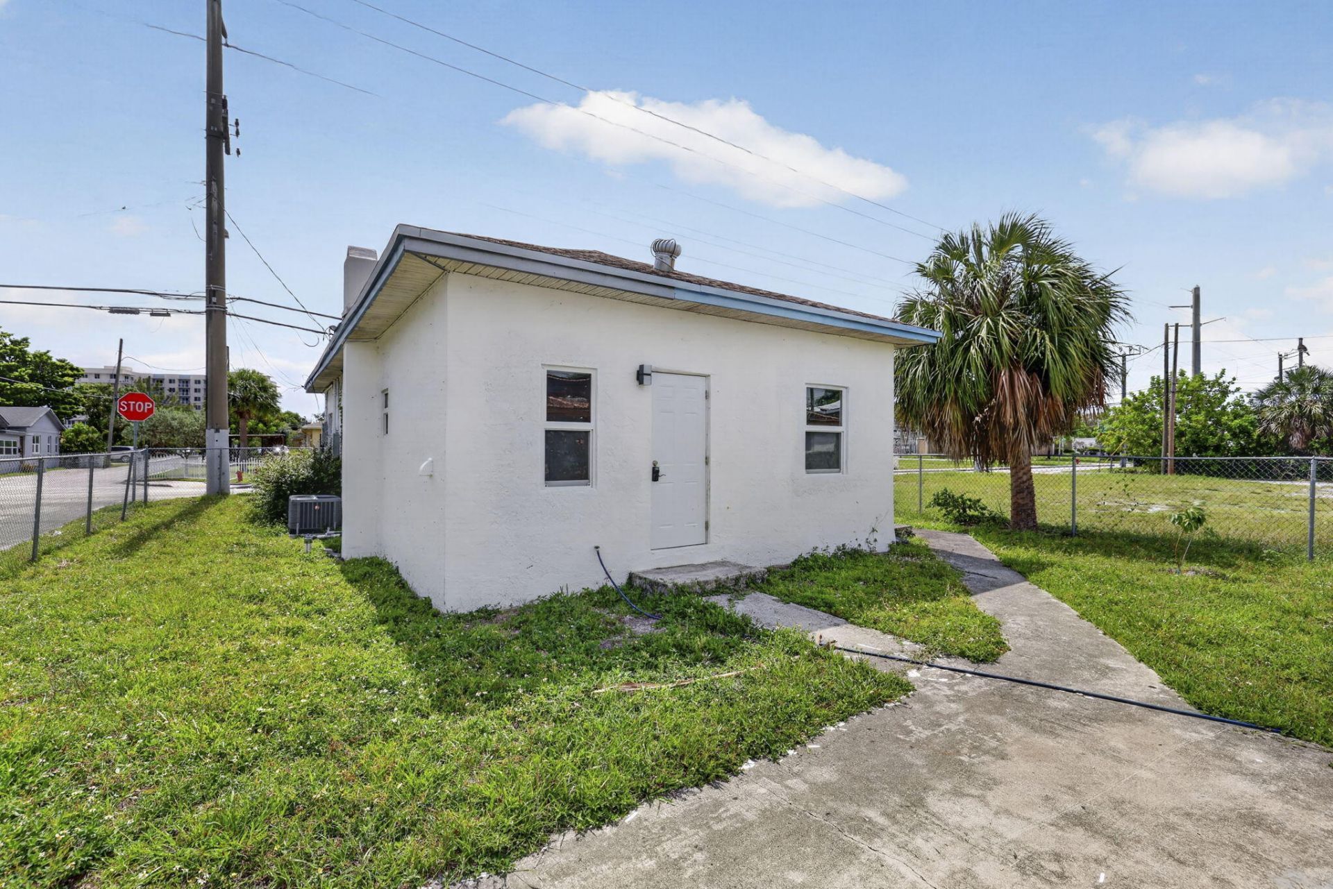 621 NW 3rd Avenue, Pompano Beach, FL 33060 Photo