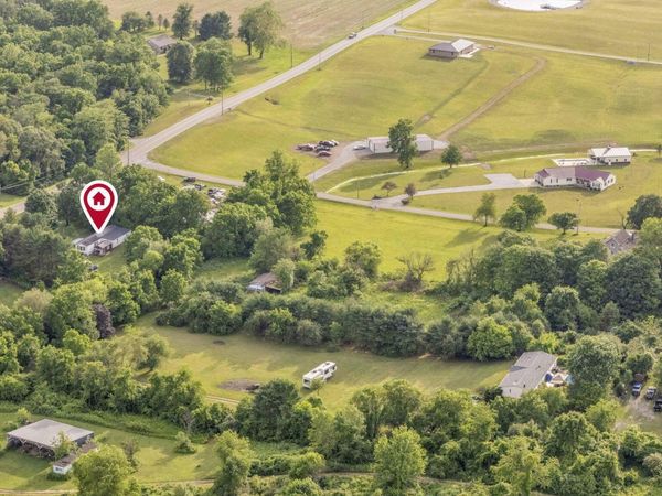 9860 Tarlton Road SW, Stoutsville, OH 43154