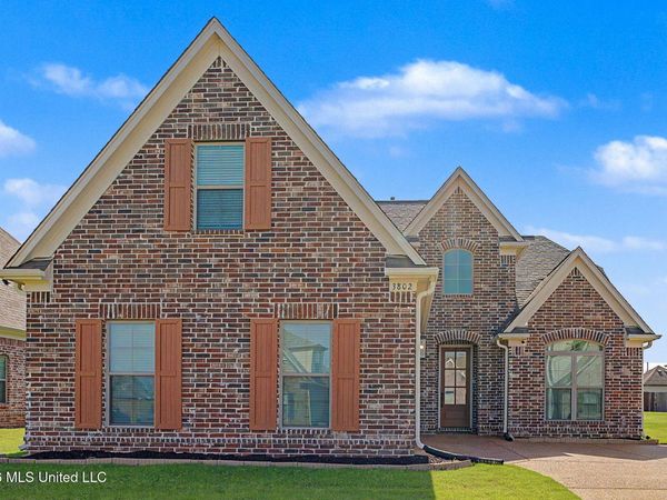 3802 Andreas Drive, Southaven, MS 38672