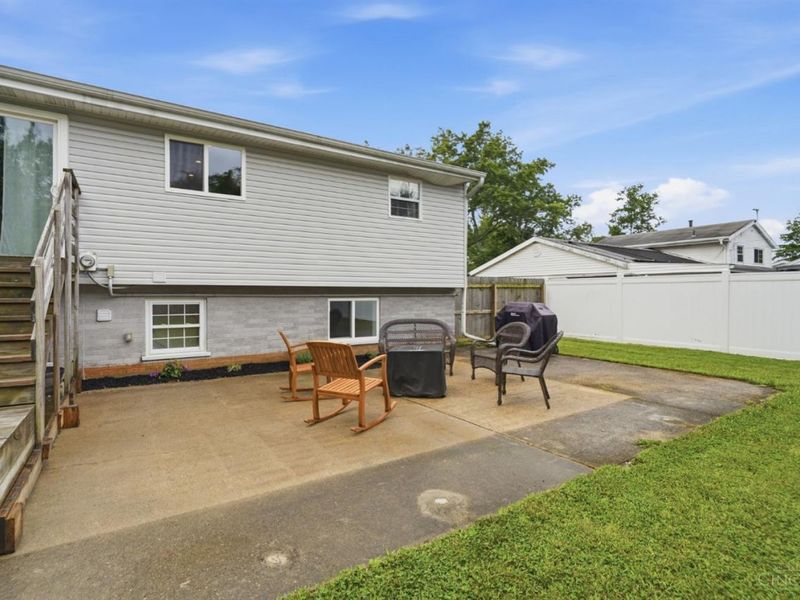 704 McCormick Ln, Union Twp, OH 45245 Photo 57