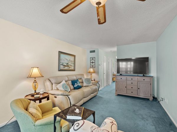 36 Vista Gardens Trail, Unit 205, Vero Beach, FL 32962