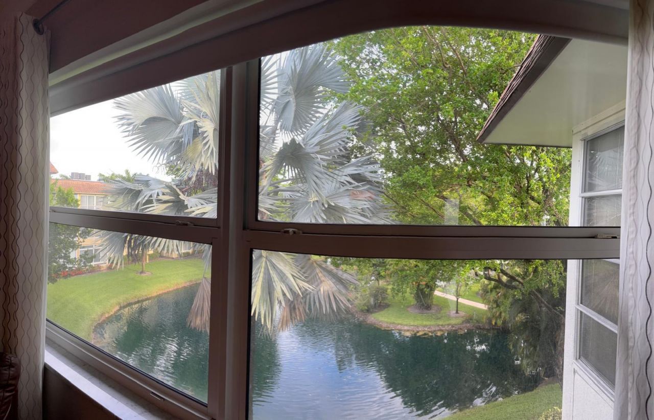 5171 W Oakland Park Boulevard, Unit 308, Lauderdale Lakes, FL 33313 Photo