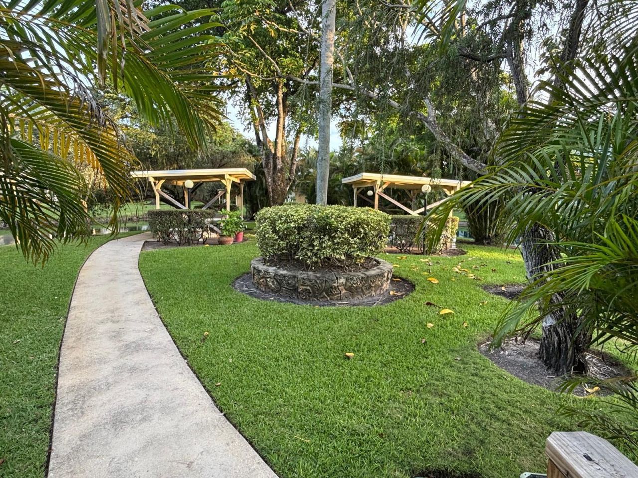 5171 W Oakland Park Boulevard, Unit 308, Lauderdale Lakes, FL 33313 Photo
