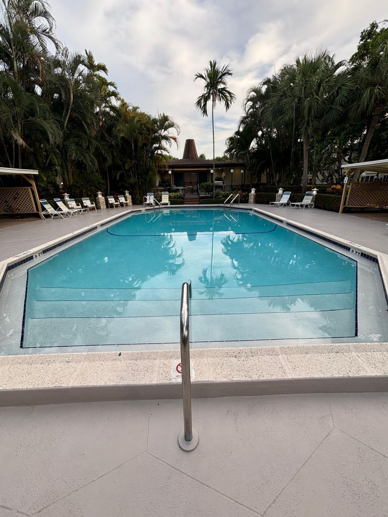 5171 W Oakland Park Boulevard, Unit 308, Lauderdale Lakes, FL 33313 Photo