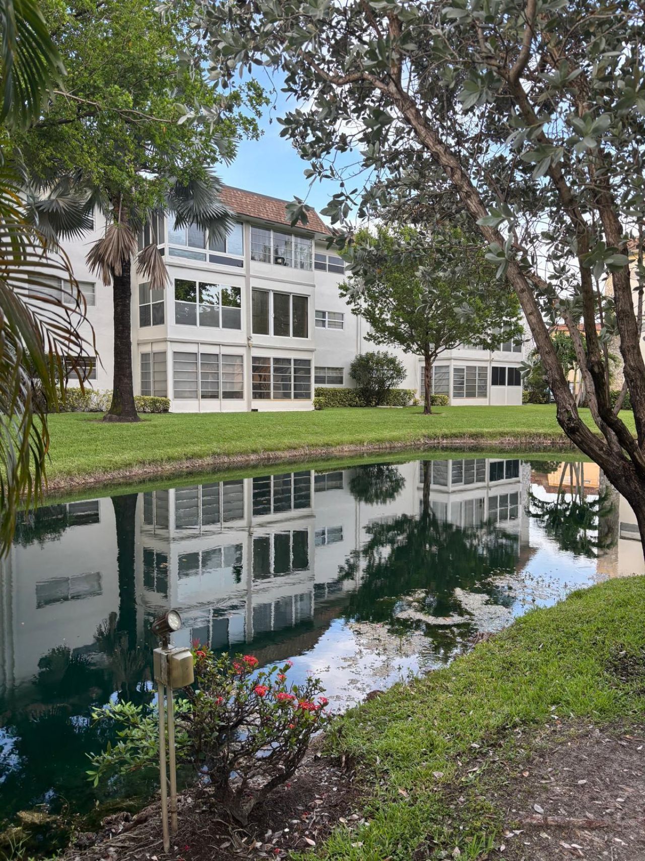 5171 W Oakland Park Boulevard, Unit 308, Lauderdale Lakes, FL 33313 Photo