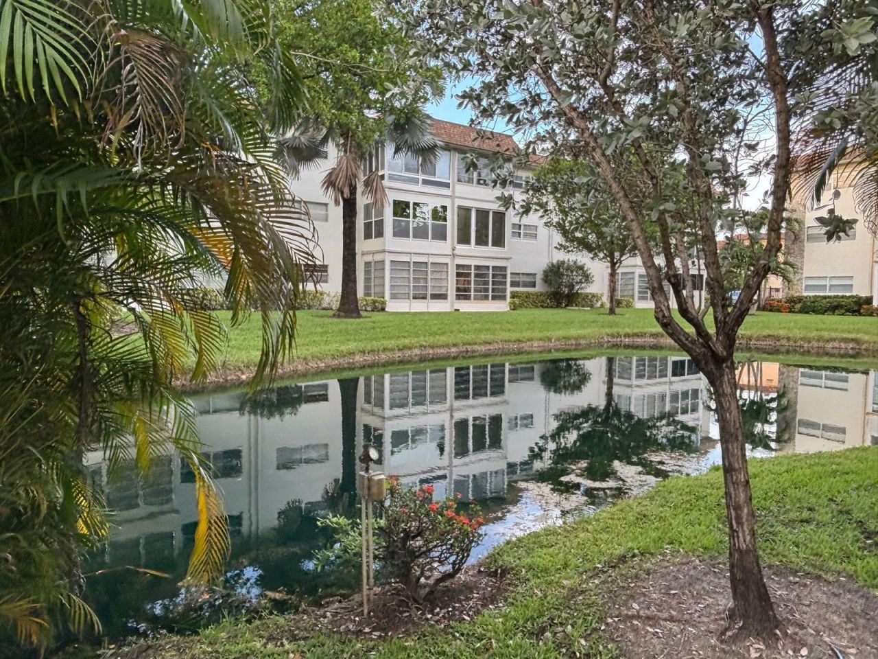 5171 W Oakland Park Boulevard, Unit 308, Lauderdale Lakes, FL 33313 Photo