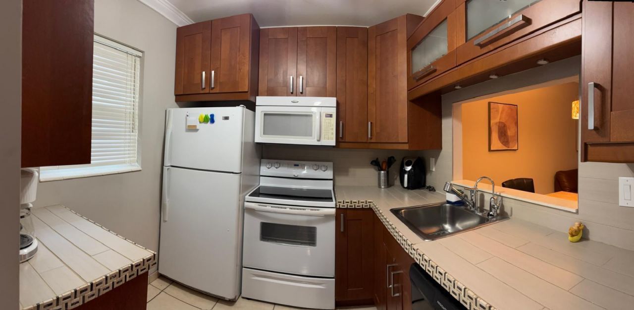 5171 W Oakland Park Boulevard, Unit 308, Lauderdale Lakes, FL 33313 Photo