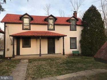 15027 VINT HILL ROAD, NOKESVILLE, VA 20181