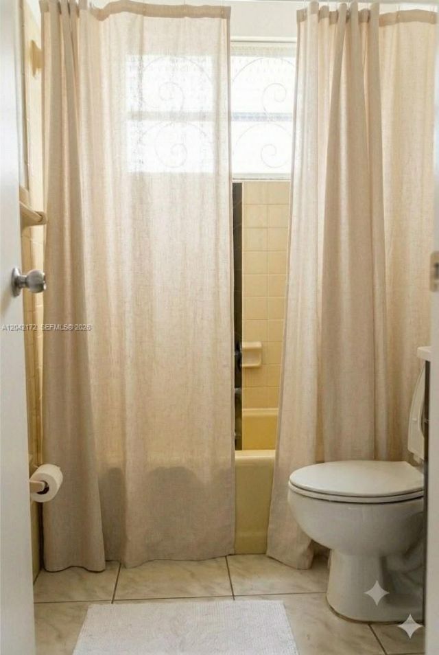 2230 Jackson St, Unit 1W, Hollywood, FL 33020 Photo
