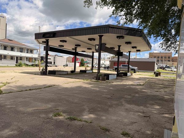 220 N Galena Avenue, FREEPORT, IL 61032