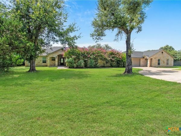 409 Northcliffe Drive, Belton, TX 76513