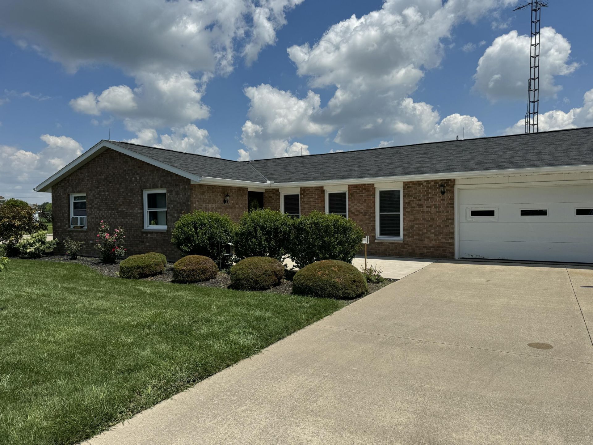 50 W Chestnut Street, Burkettsville, OH 45310 Main Photo