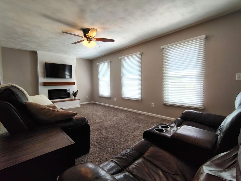 50 W Chestnut Street, Burkettsville, OH 45310 Photo 13