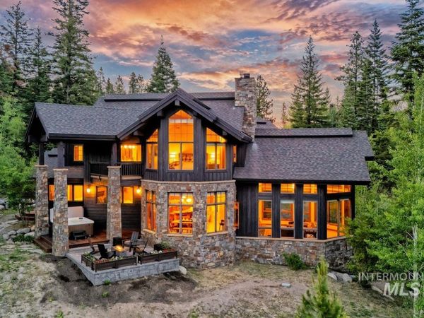 291 Whitewater Drive, Donnelly, ID 83615
