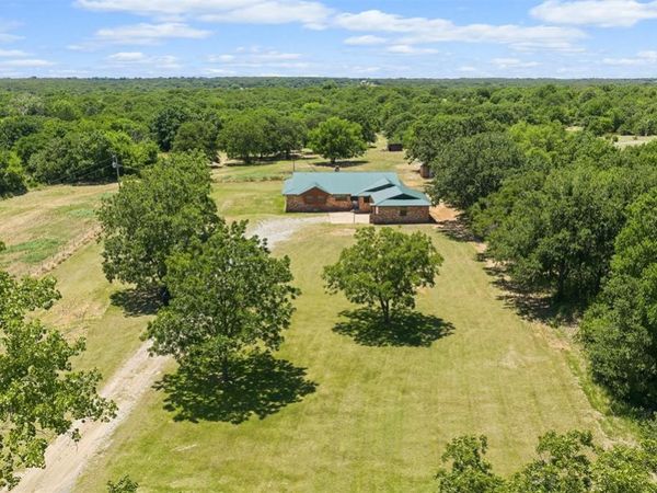 29274 Highway 74 , Elmore City, OK 73433