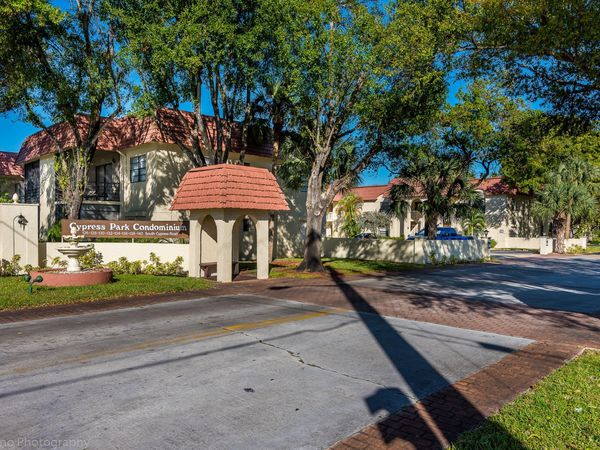 134 S Cypress Road, Unit 425, Pompano Beach, FL 33060