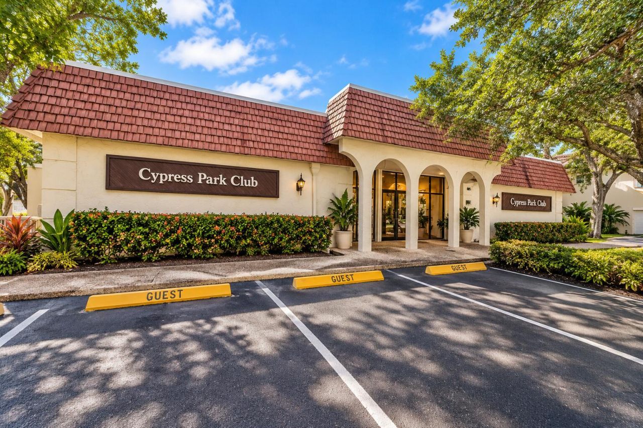 134 S Cypress Road, Unit 425, Pompano Beach, FL 33060 Photo
