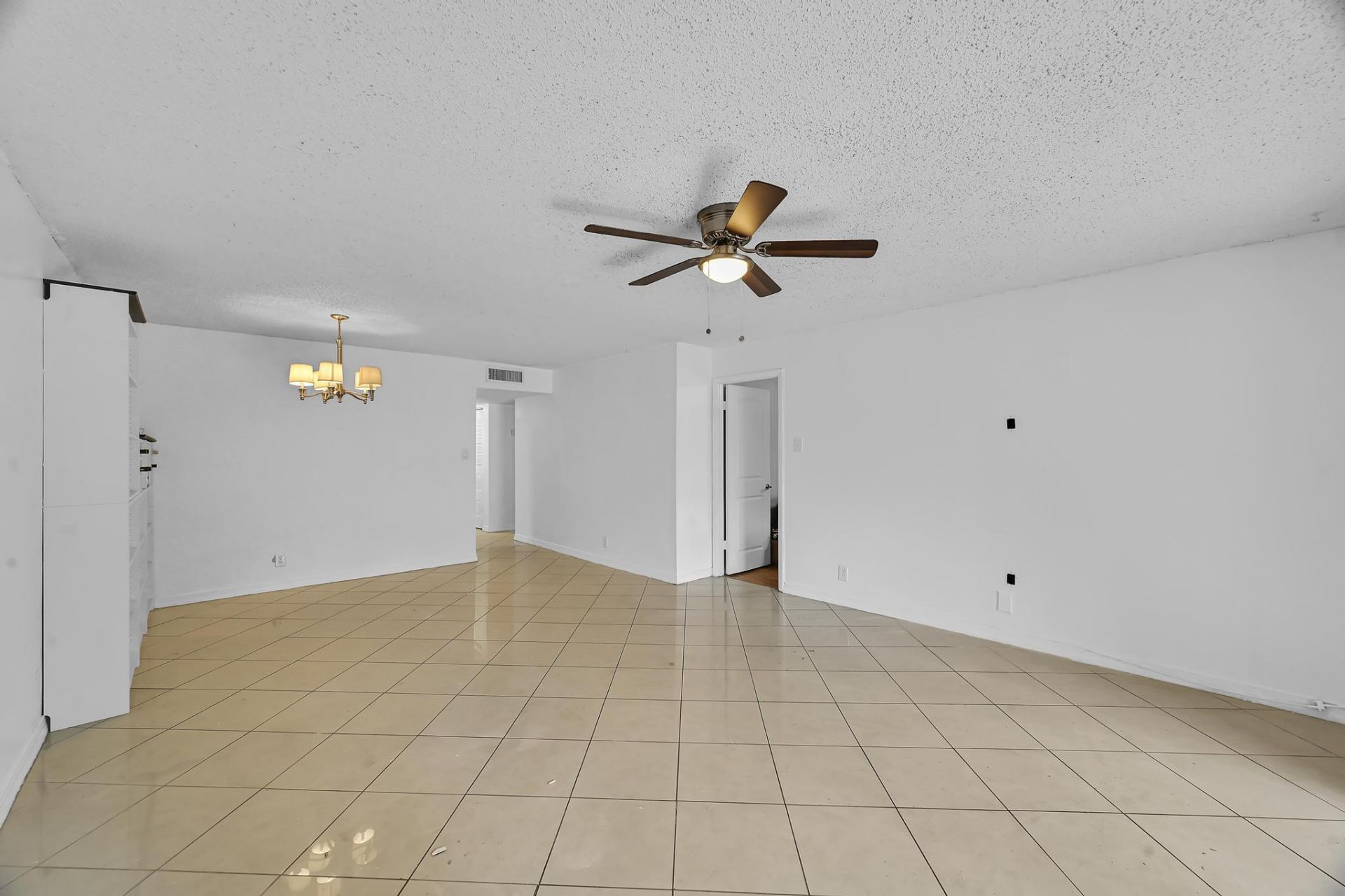 134 S Cypress Road, Unit 425, Pompano Beach, FL 33060 Photo