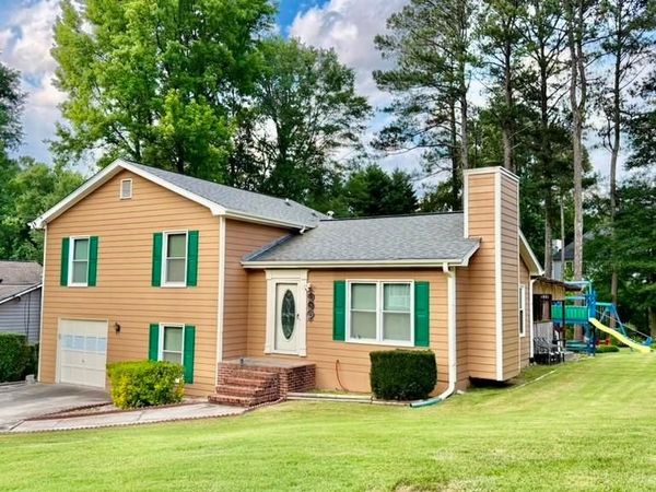 1668 Woodsong Court , Grayson, GA 30017
