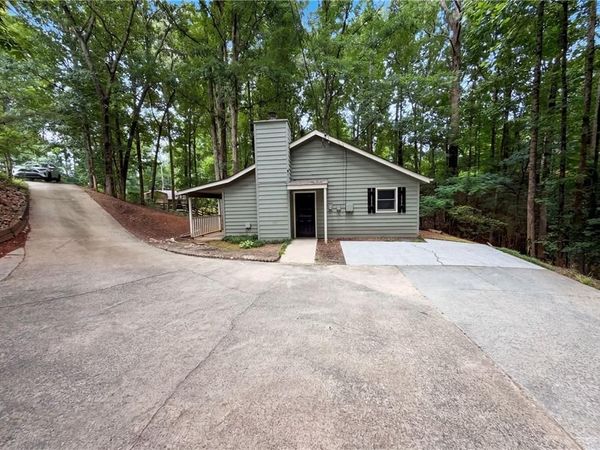 9315 Dogwood Place , Gainesville, GA 30506