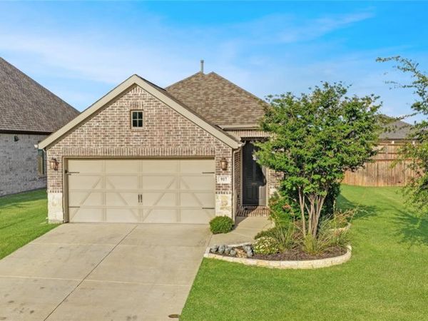 917 Bent Brook Road, Little Elm, TX 75068