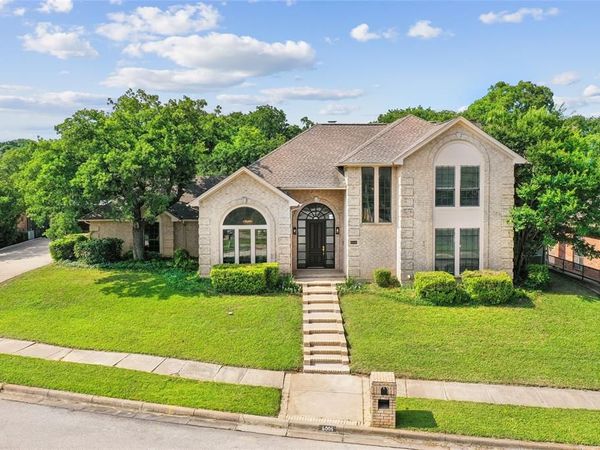6006 Millwood Drive, Arlington, TX 76016