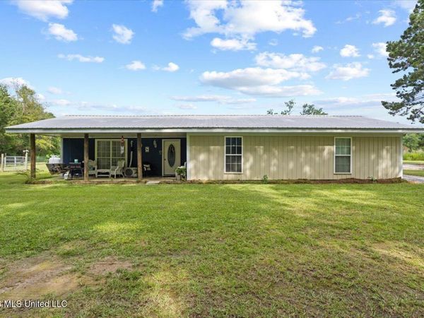 66 Bell Road, Wiggins, MS 39577