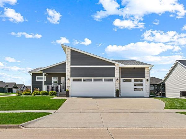 1515 Franklin St, North Liberty, IA 52317