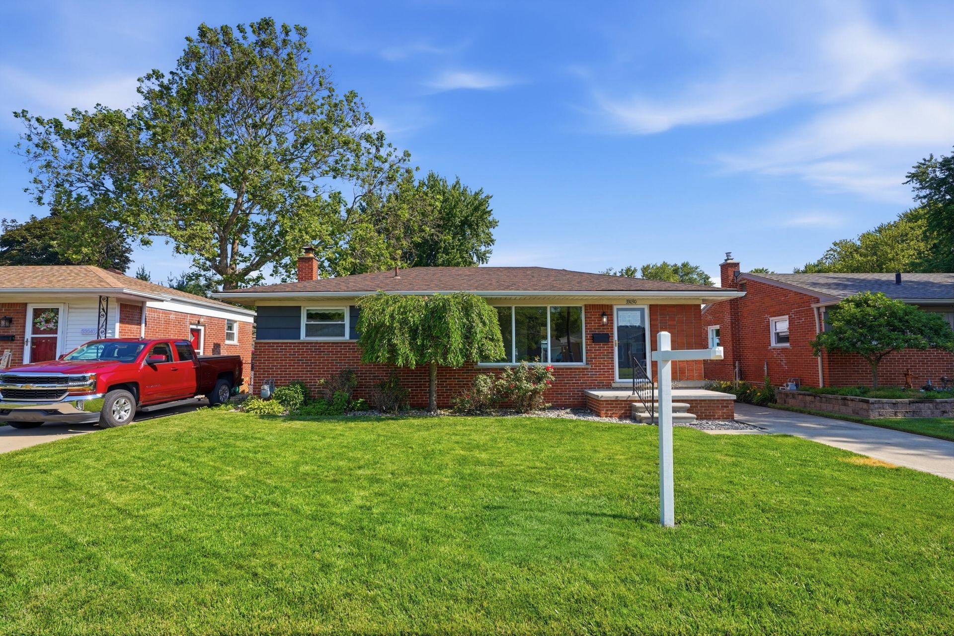 33030 Barton Street, Garden City, MI 48135 Main Photo