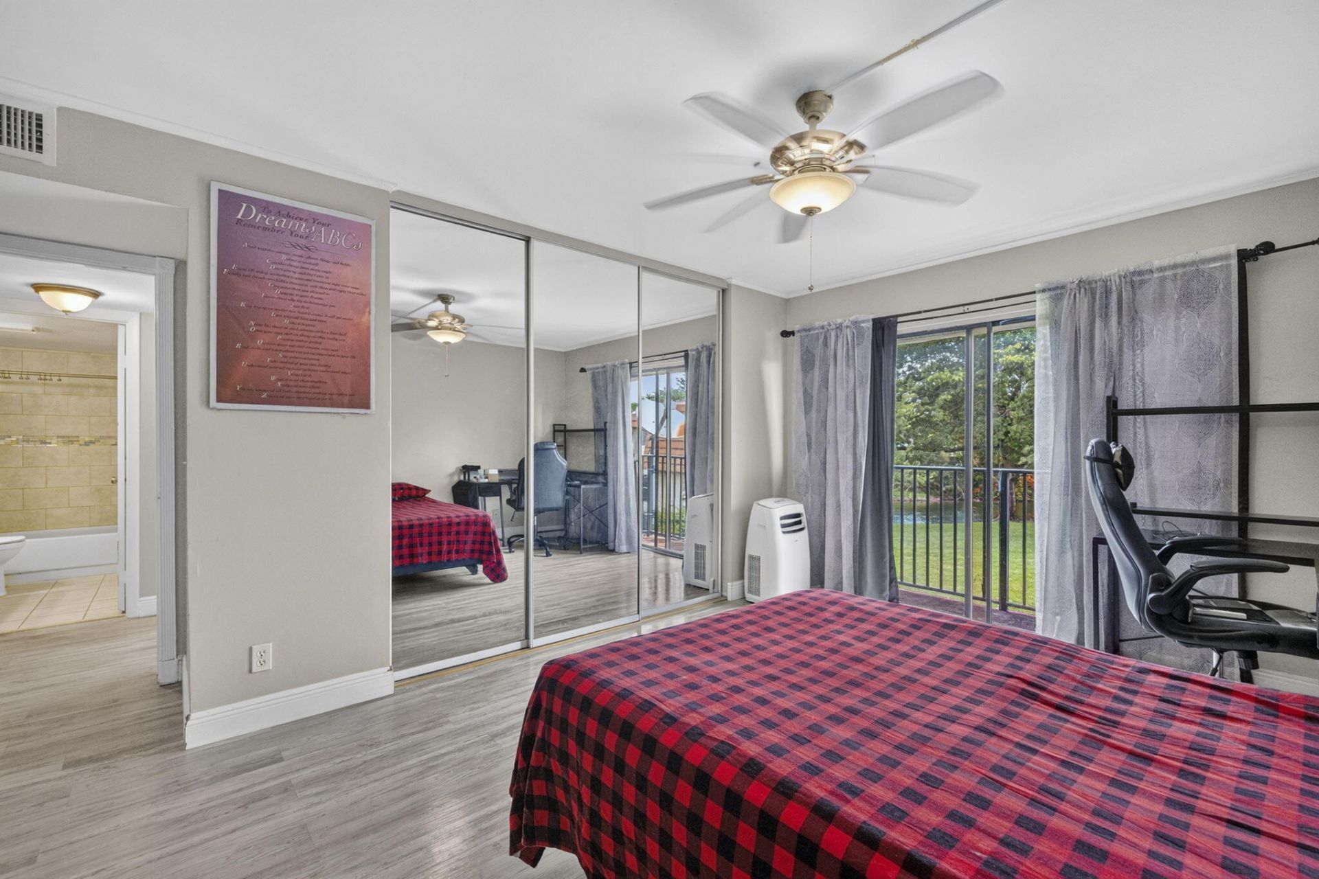 4825 NW 95th Avenue, Unit A, Sunrise, FL 33351 Photo