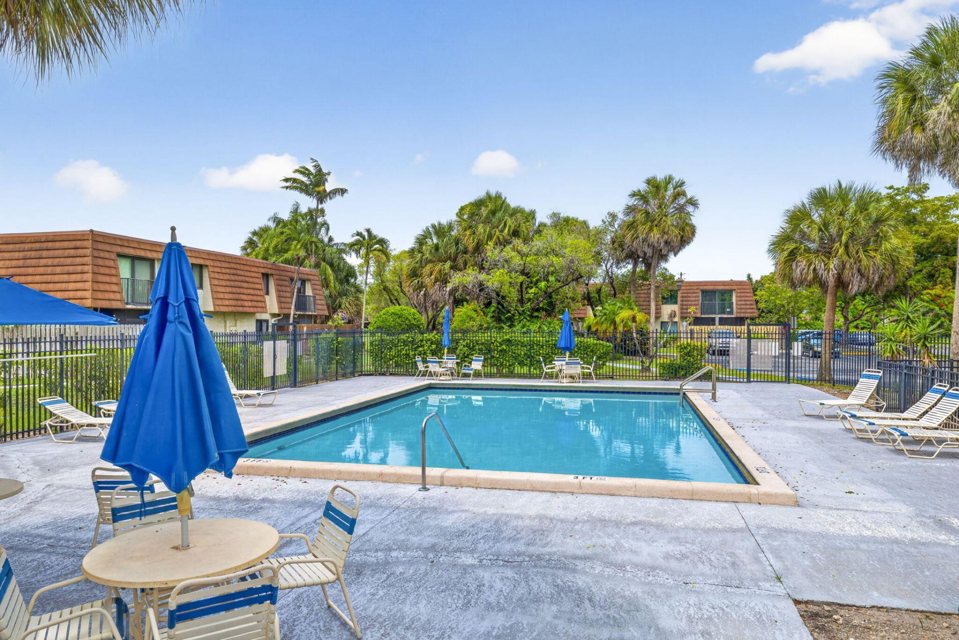 4825 NW 95th Avenue, Unit A, Sunrise, FL 33351 Photo