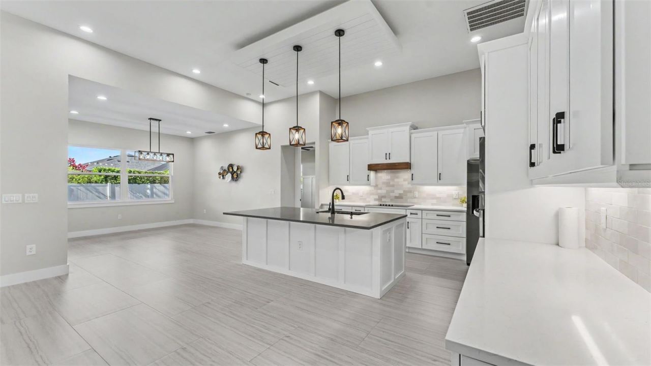 2729 Sunrise Landing Lane, Lakeland, FL 33812 Photo