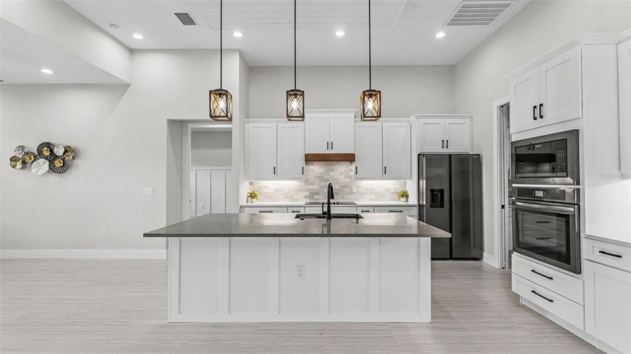 2729 Sunrise Landing Lane, Lakeland, FL 33812 Photo