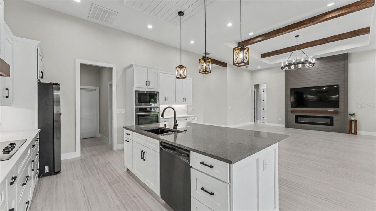 2729 Sunrise Landing Lane, Lakeland, FL 33812 Photo