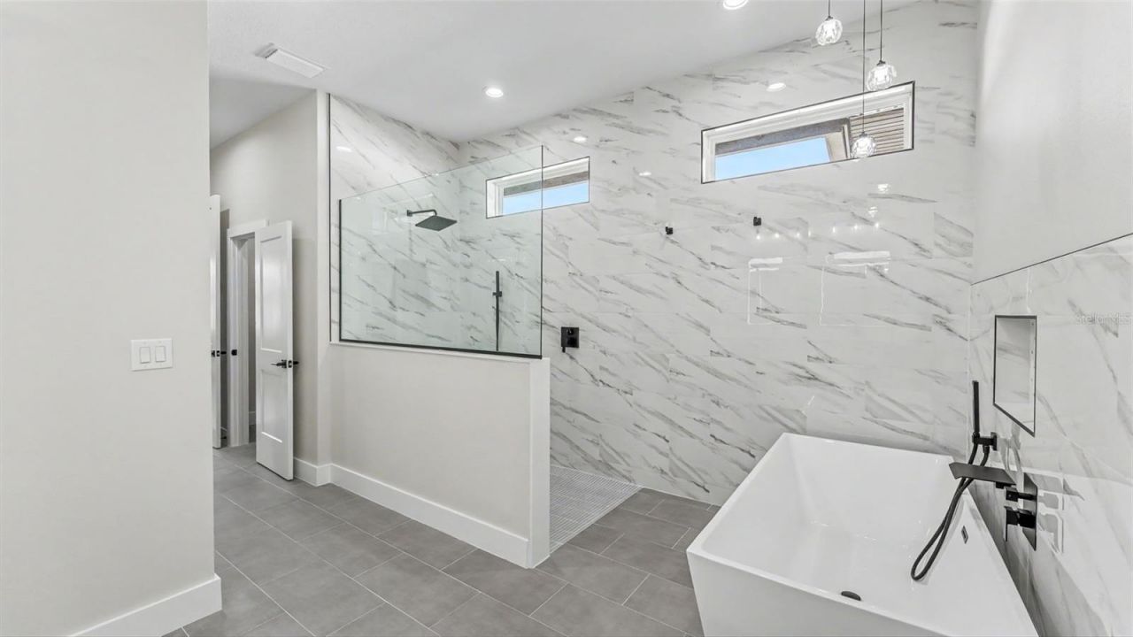 2729 Sunrise Landing Lane, Lakeland, FL 33812 Photo