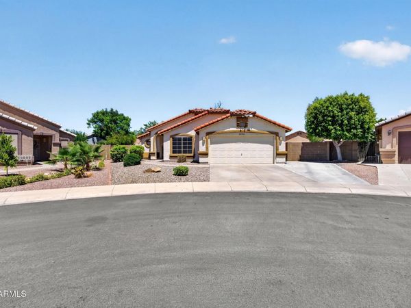 8756 W LONE CACTUS Drive, Peoria, AZ 85382