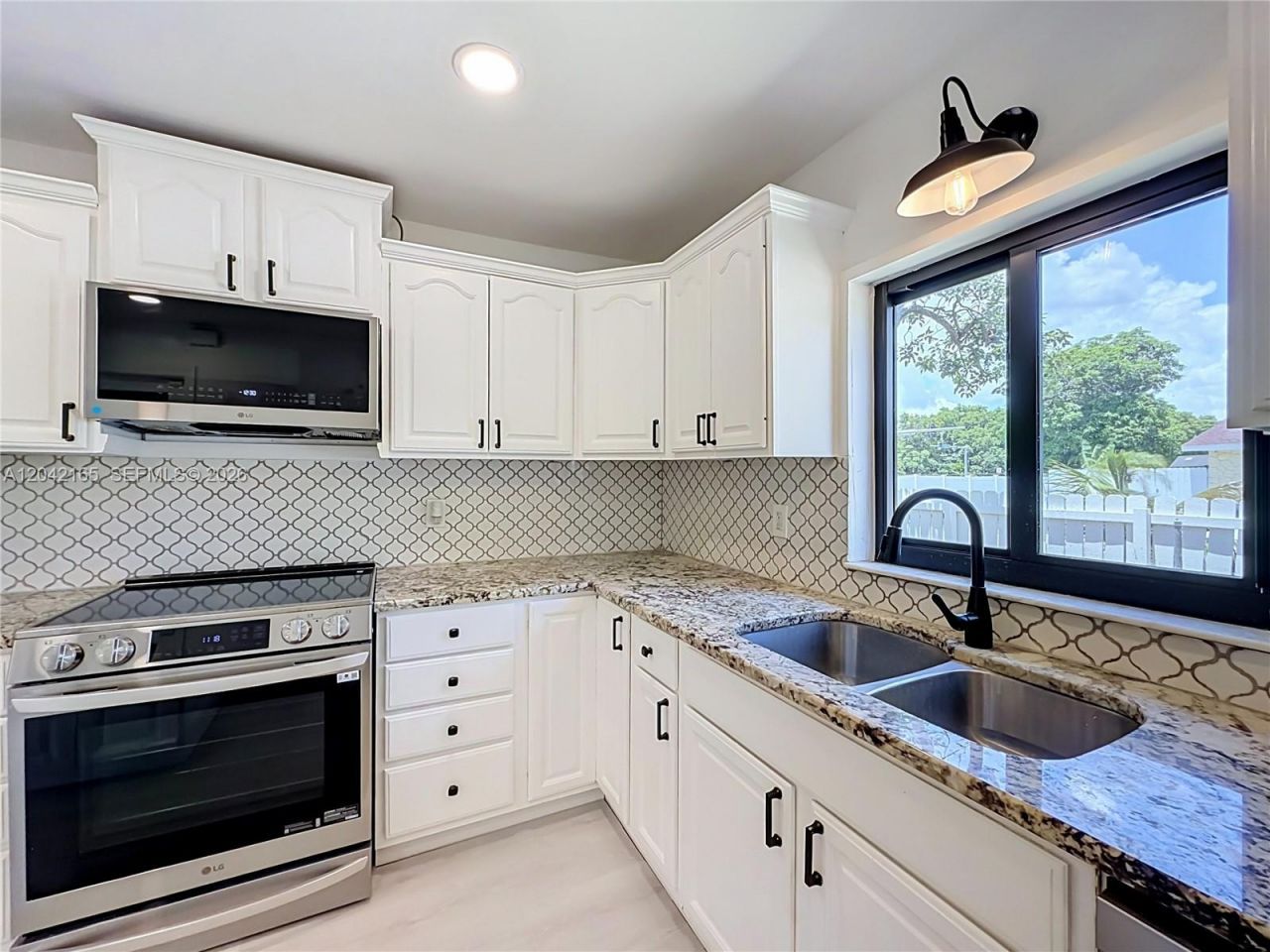 3392 NW 63rd St , Fort Lauderdale, FL 33309 Photo