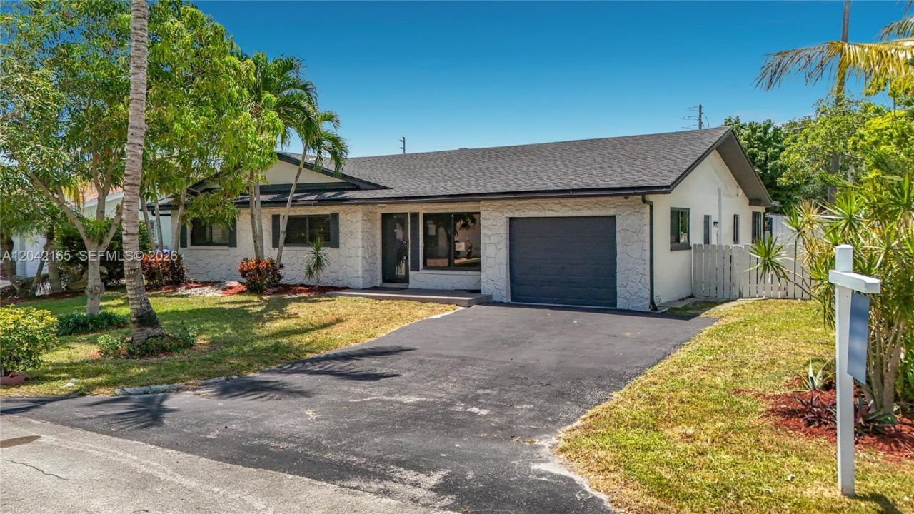 3392 NW 63rd St , Fort Lauderdale, FL 33309 Photo