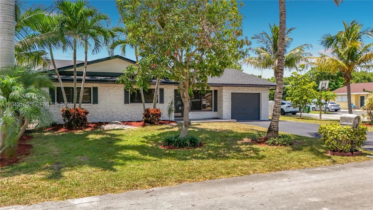 3392 NW 63rd St , Fort Lauderdale, FL 33309 Photo