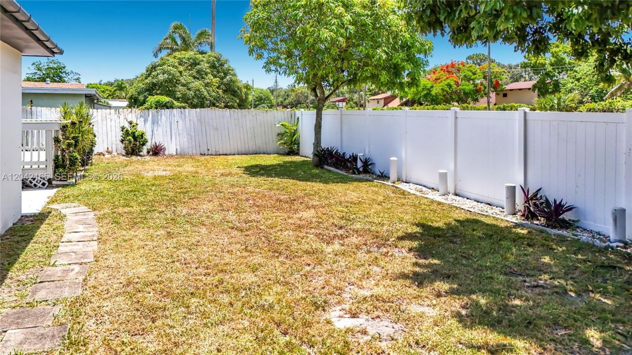 3392 NW 63rd St , Fort Lauderdale, FL 33309 Photo