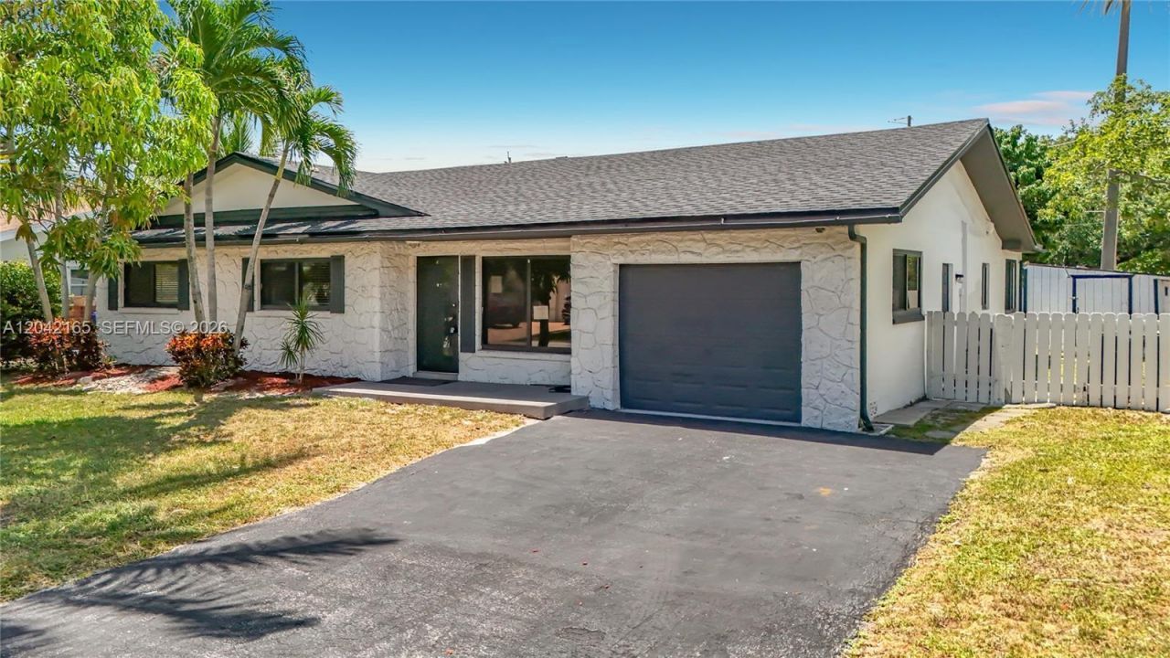 3392 NW 63rd St , Fort Lauderdale, FL 33309 Photo