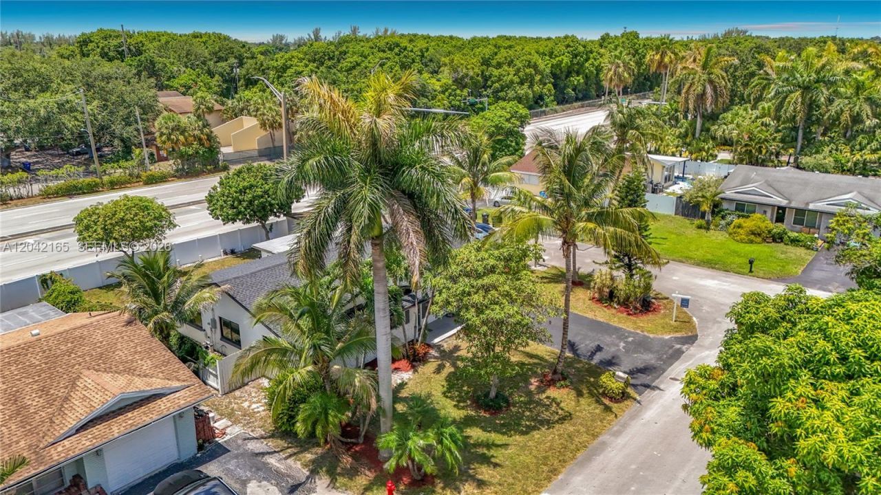 3392 NW 63rd St , Fort Lauderdale, FL 33309 Photo