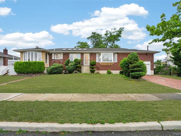 3402 Elliott Boulevard, Oceanside, NY 11572
