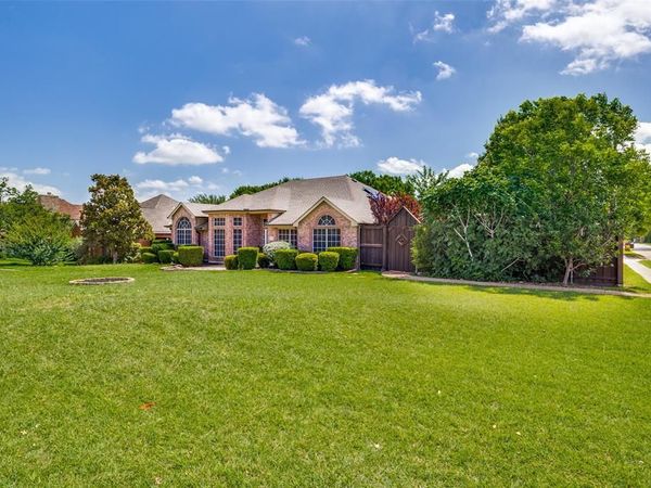 2100 Los Rios Boulevard, Plano, TX 75074
