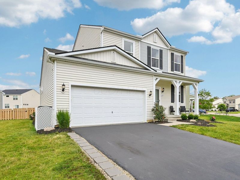 279 Glen Crossing Drive, Pataskala, OH 43062 Photo 3