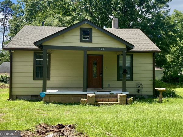 824 White Street, Griffin, GA 30223