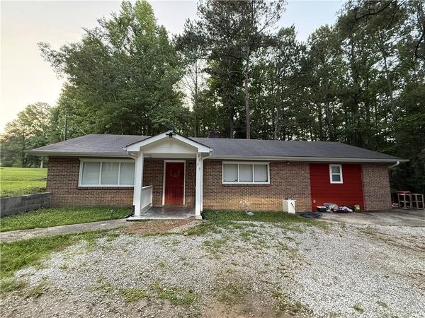 2829 Bomar Road , Douglasville, GA 30135