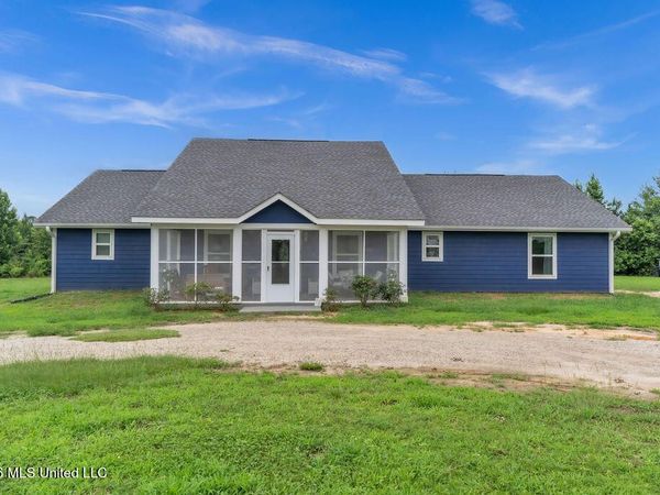 83 Walker Cemetery Road, Perkinston, MS 39573