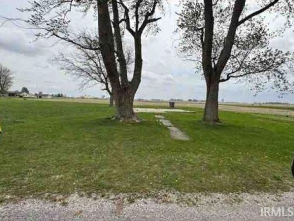 411 North Street, Windfall, IN 46076